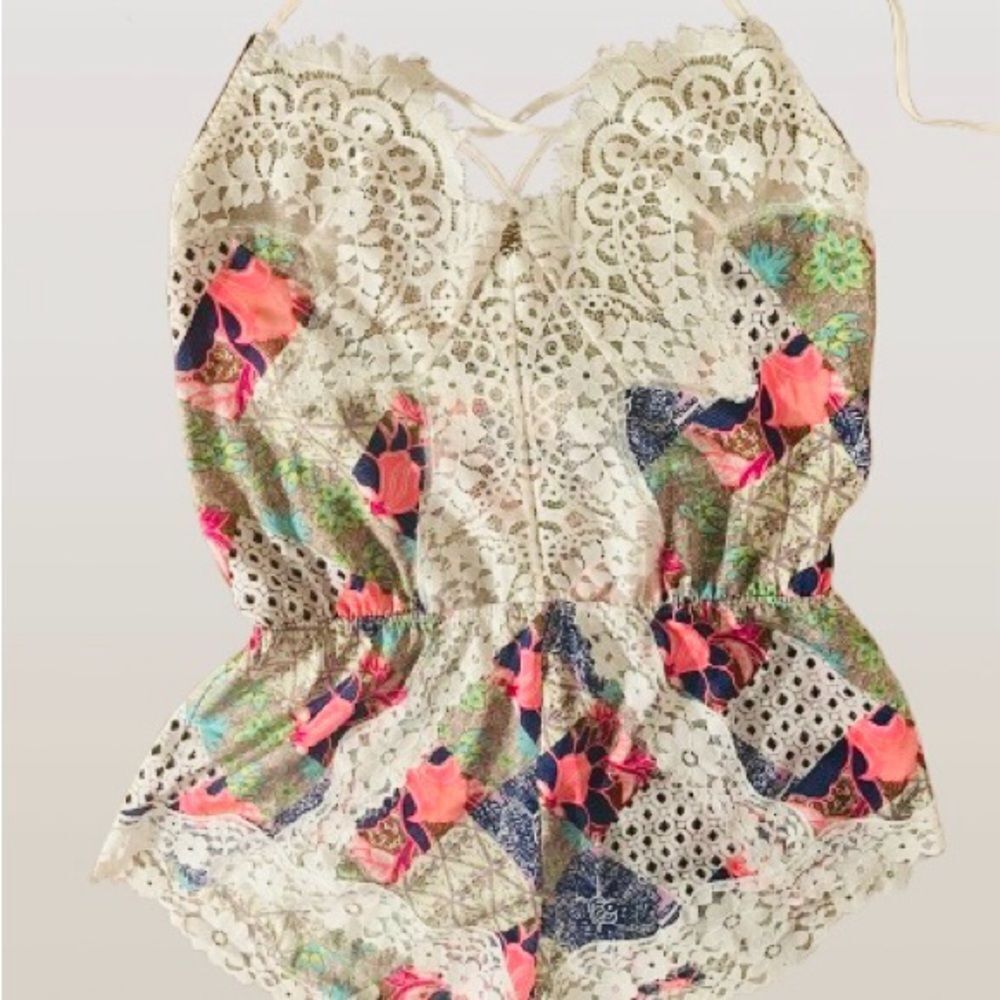Victoria's Secret Lace Chemise - Multicolor
